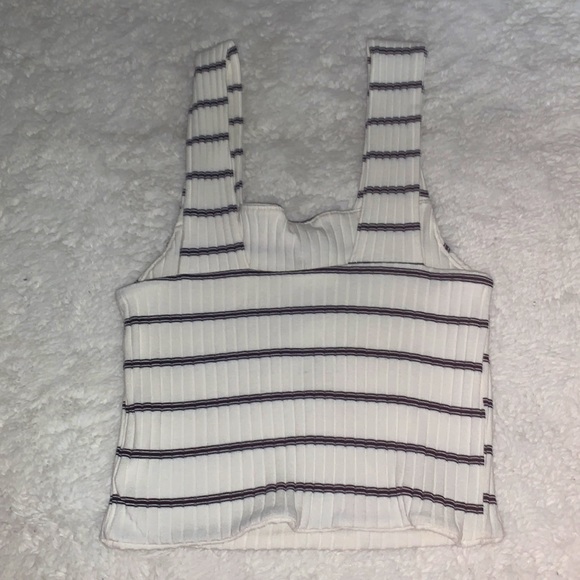 RARELY WORN american eagle cropped tank top!! size:xs - Picture 3 of 3